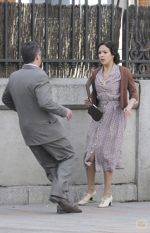 Verónica Sánchez, en plena escena de acción de '14 de abril. La República'