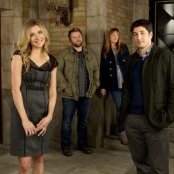 El elenco protagonista de 'Mad Love'