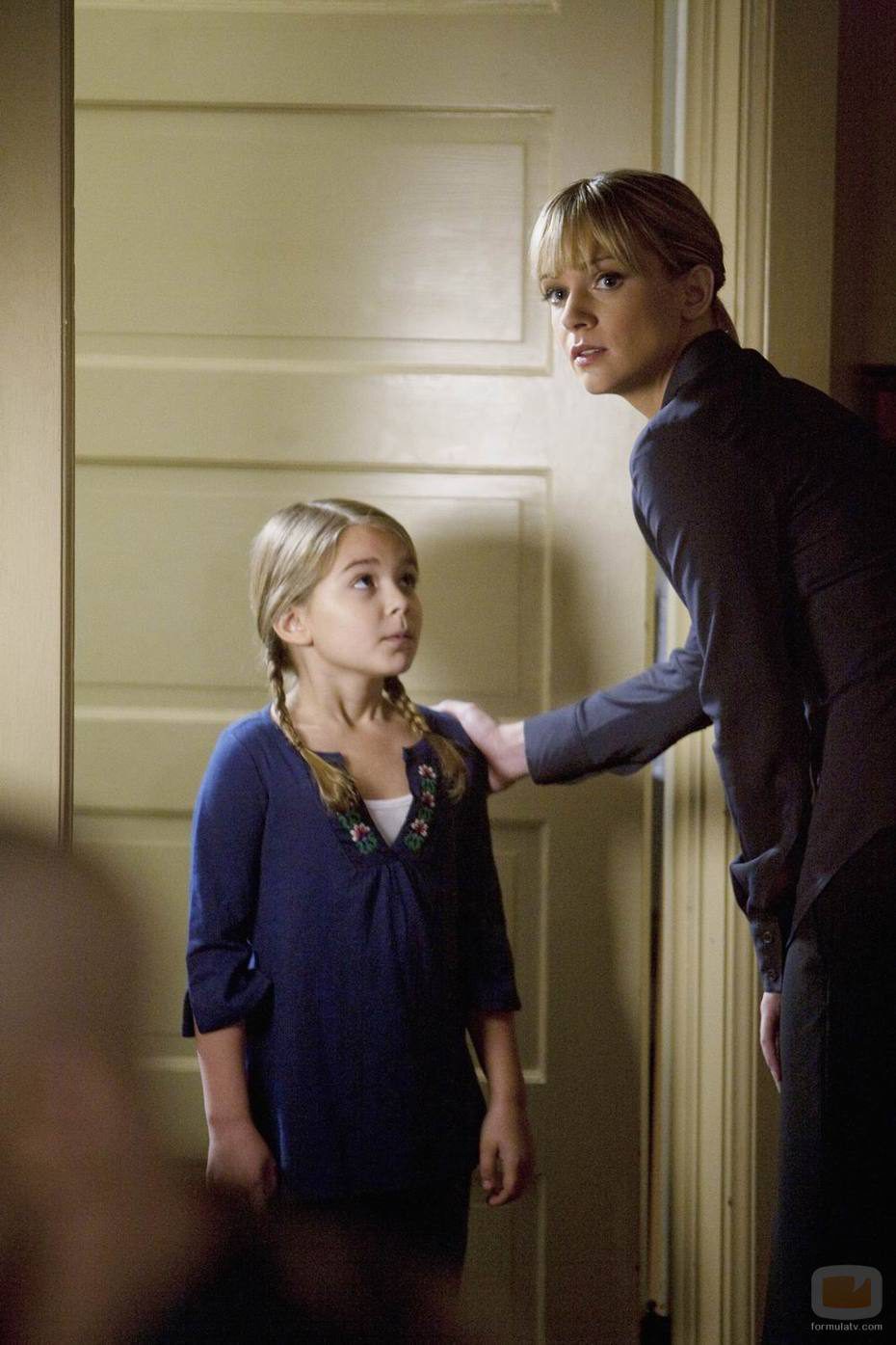 A.J. Cook en el capítulo 'Parásito' de 'Mentes criminales'