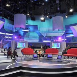 Plano general del plató de 'El tercero en discordia'