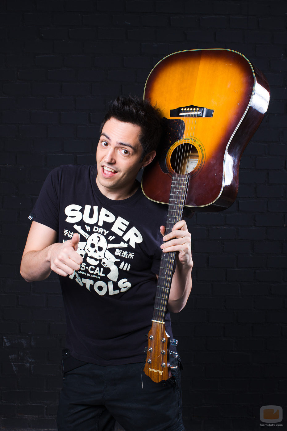 David Guapo y su guitarra