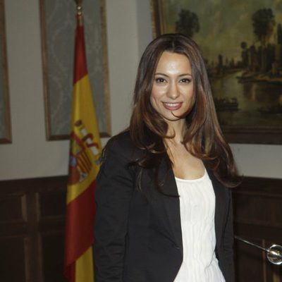 Natalia Verbeke es la nueva alcaldesa en 'Doctor Mateo'