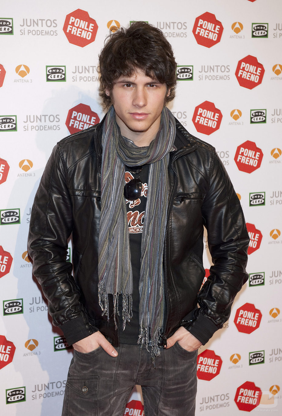 El actor de 'Física o química', Álex Hernández posa para "Ponle freno"
