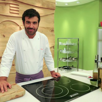 Bruno Oteiza, entre fogones