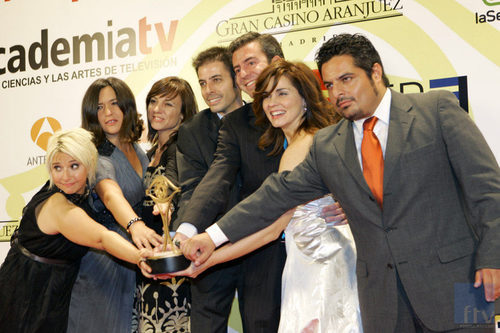 El equipo de 'Callejeros' posando en un acto de la Academia de la Televisión
