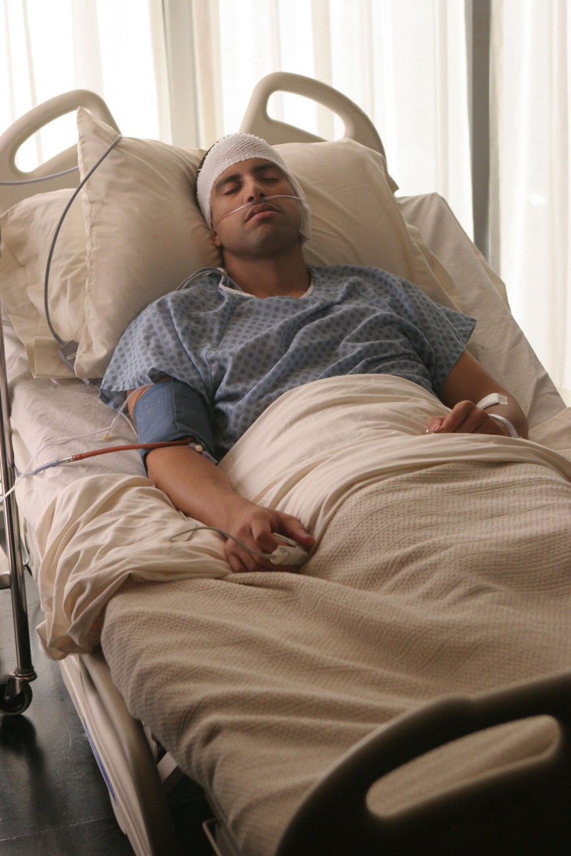 Adam Rodriguez se recupera en 'CSI: Miami'