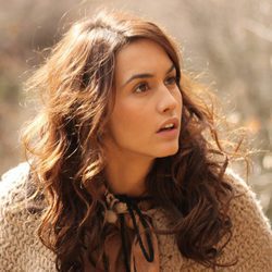 Megan Montaner es la protagonista de 'El secreto de Puente Viejo'