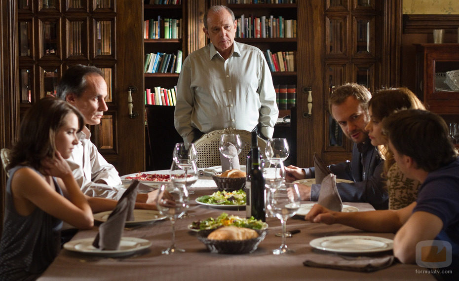 Los Cortázar reunidos en la mesa
