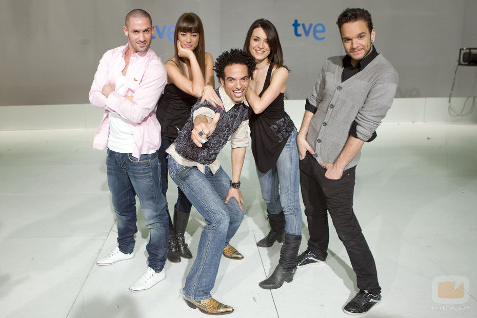 El equipo de bailarines de Eurovision 2011