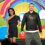 Justin Timberlake y Rosario Dawson en la gala de los Kids' Choice Awards