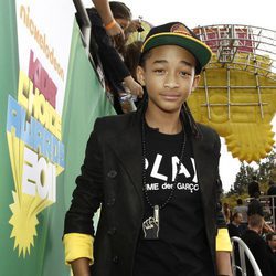 Jaden Smith en la alfombra naranja de los Kids' Choice Awards