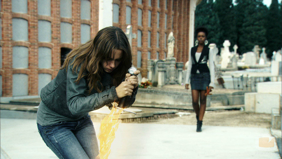 Valeria y Ayida en 'Ángel o demonio'