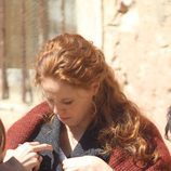 María Castro se guarda el guión en el escote