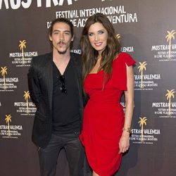 Óscar Jaenada y Pilar Rubio en el estreno de 'Piratas'