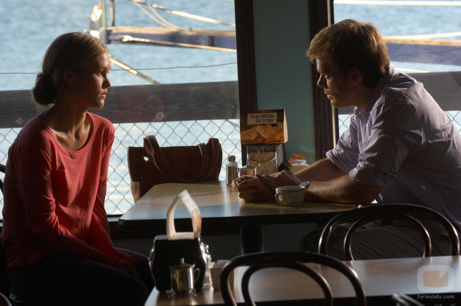 Lumen habla con Dexter
