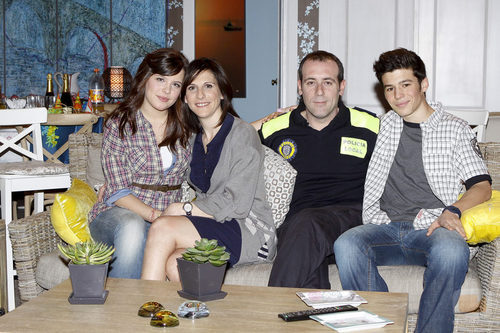 Nata, Lola, Sebas y Álex