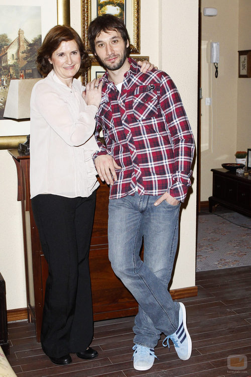 Itziar Lazkano y Raúl Fernández en 'buenAgente' 