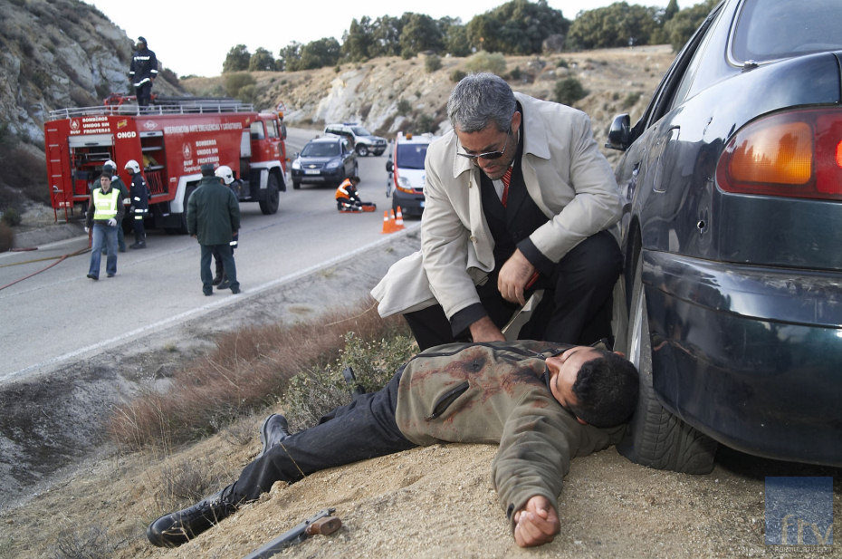Un hombre muerto en 'El comisario'