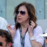 La actriz Carmen Machi viendo la final de tenis