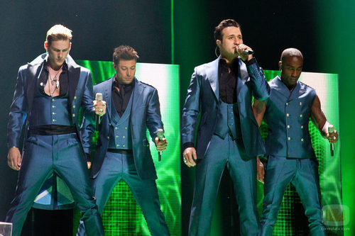Blue (Reino Unido) en la final de Eurovisión 2011