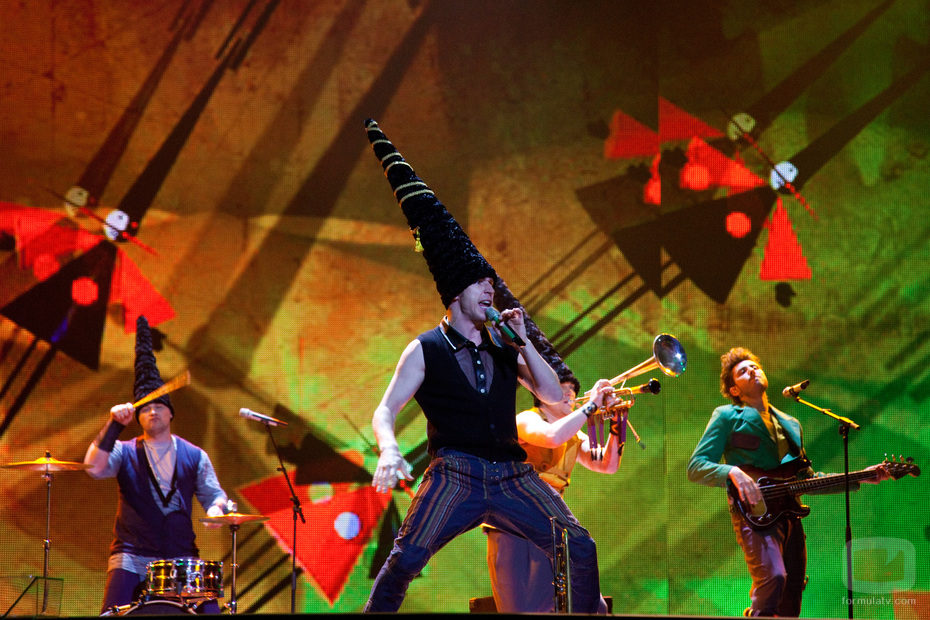 Zdob și Zdub (Moldavia) en la final de Eurovisión 2011