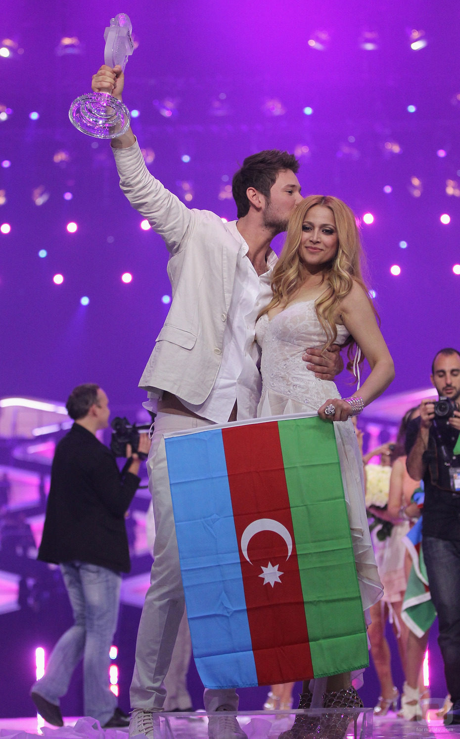 Ell y Nikki celebran su victoria en Eurovisión 2011