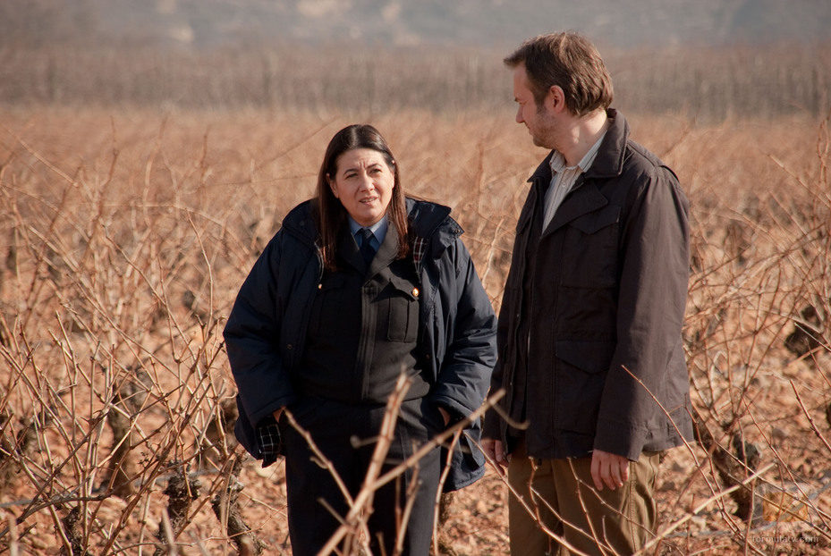 La agente Ortega con Miguel en 'Gran reserva'