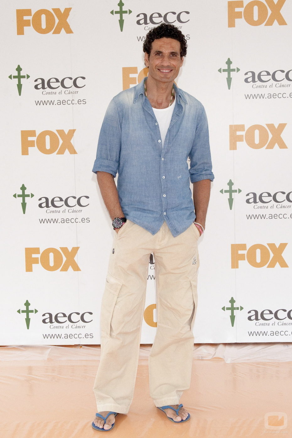 Óscar Higares, solidario con el fútbol de Fox