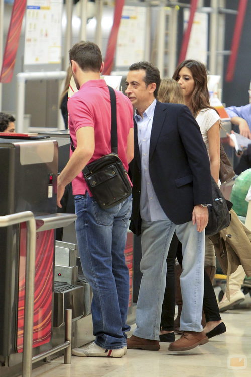 Íker Casillas, JJ Santos y Sara Carbonero antes de facturar