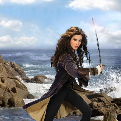Carmen Bocanegra (Pilar Rubio), preparada para la acción en 'Piratas'