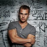 Theo James, protagonista de 'Bedlam'