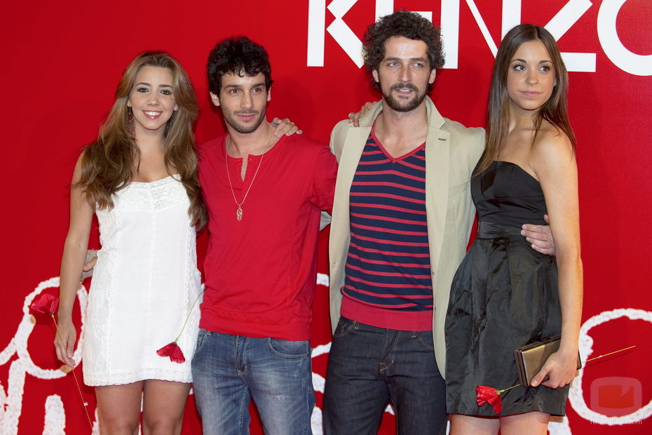 Los protagonistas de 'El secreto de Puente Viejo' en la fiesta de Kenzo