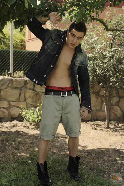 Adrián Rodríguez es David en la serie 'FoQ'