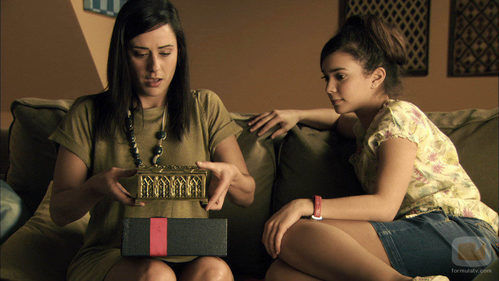 Almudena y Daniela en 'Ángel o demonio'