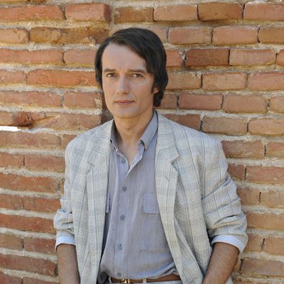 Josep Linuesa es Junior en 'Marieta', TV Movie de Rocio Dúrcal