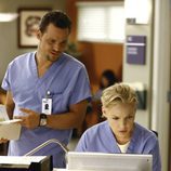 Izzie y Alex Karev en 'Anatomía de Grey'