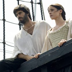 Hugo Silva e Ingrid Rubio en 'El corazón del océano'