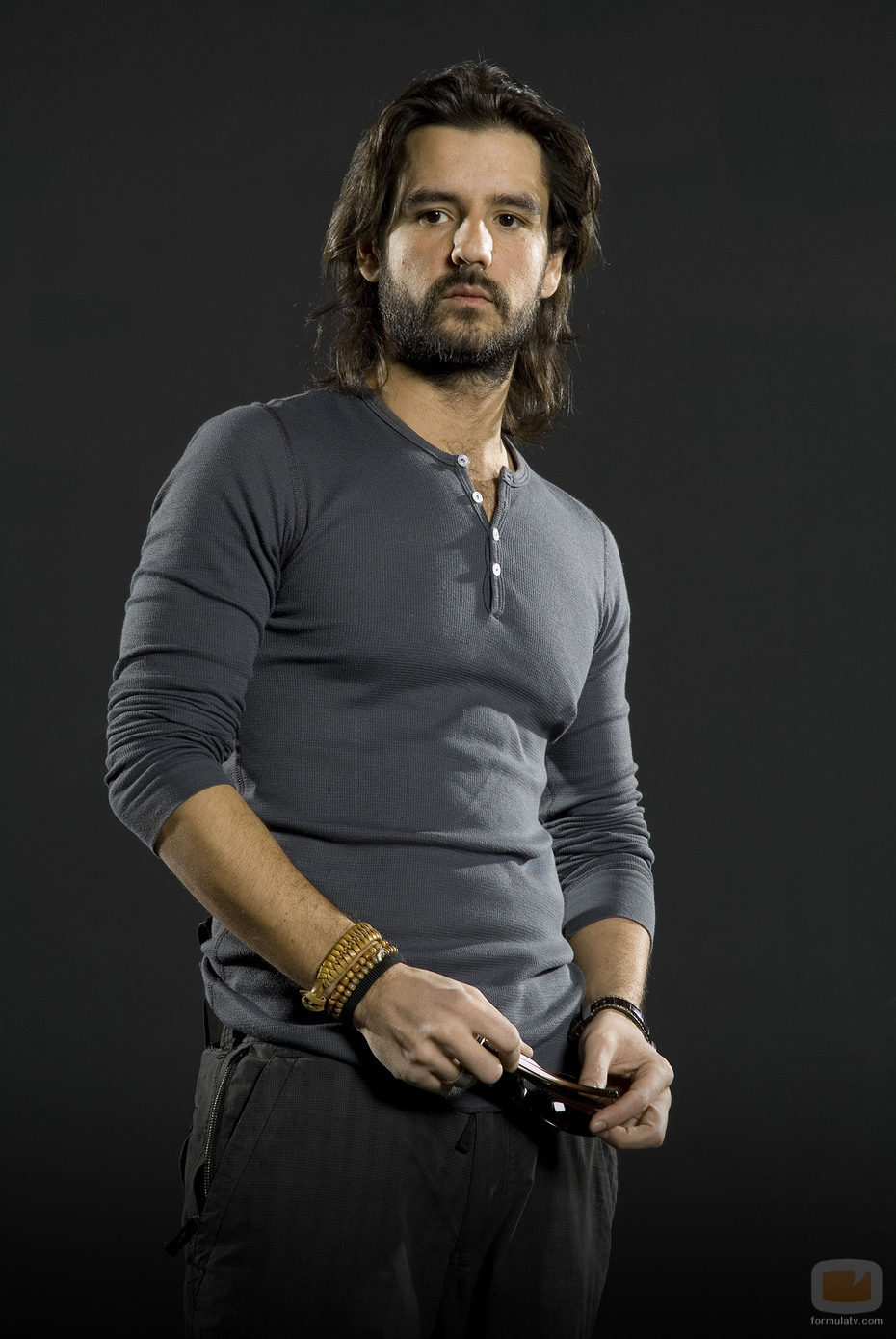 Antonio Hortelano es Max en 'Punta Escarlata'