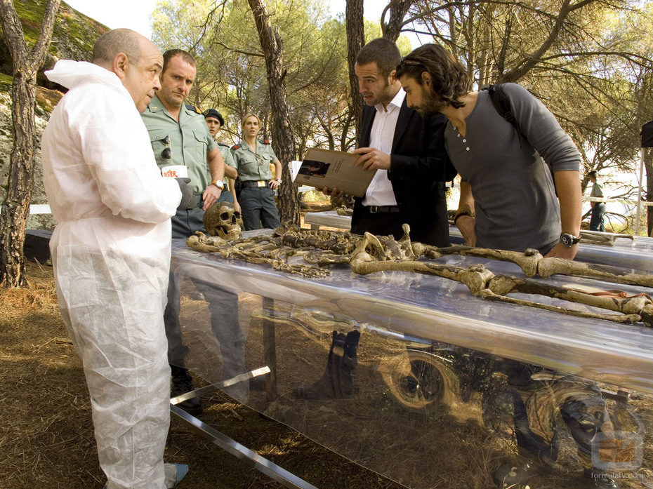 Dos cadáveres aparecerán en Punta Escarlata