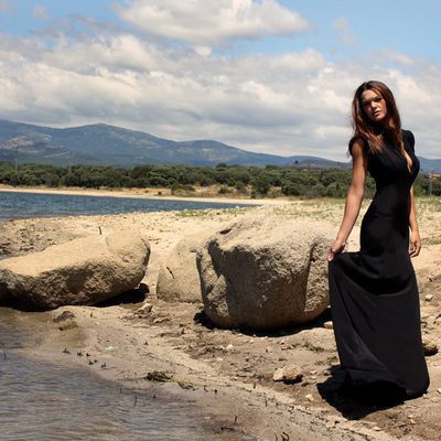 Ana Rujas con un vestido negro