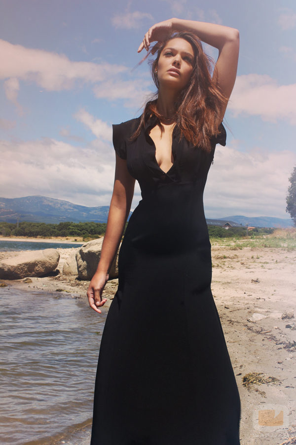Ana Rujas posa en Overlay Magazine