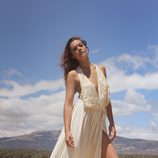 Ana Rujas, con un vestido blanco para Overlay Magazine