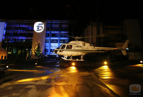 El helicóptero aterriza en los estudios de Telecinco