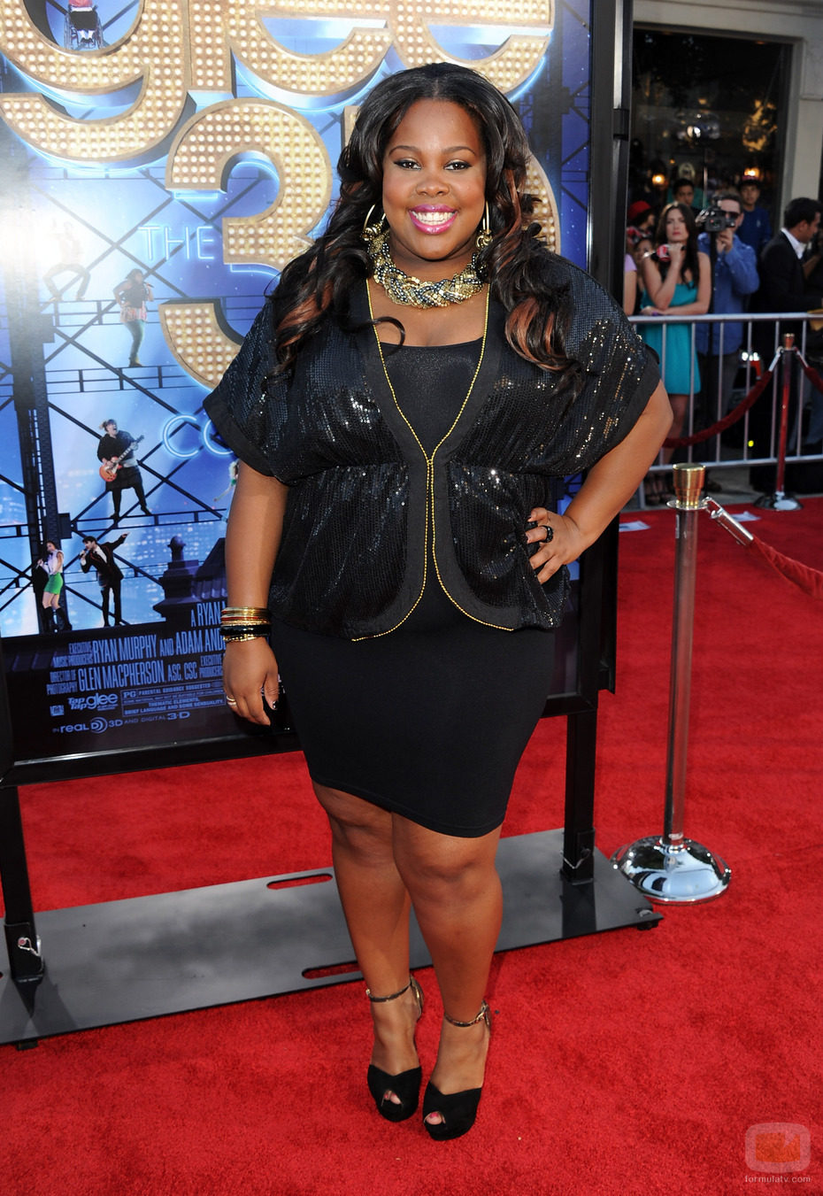 Amber Riley en la alfombra roja de 'Glee'