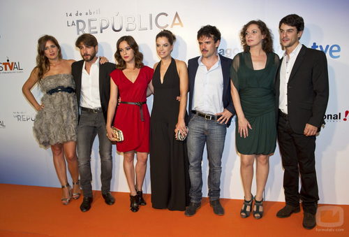 El elenco protagonista de 'La República'