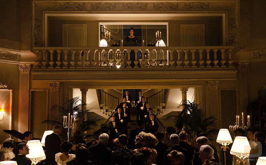 Doña Teresa (Adriana Ozores) lidera 'Gran Hotel'