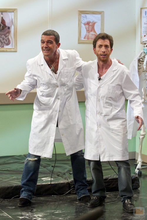 Pablo Motos recibe a Antonio Banderas en 'El hormiguero'