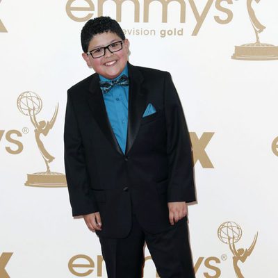 Rico Rodriguez de 'Modern Family', muy elegante en los Emmy 2011