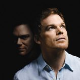 Michael C. Hall mira a 'Dexter' en un poster de la sexta temporada