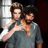 Carolina Bang y Álex García, de 'Tierra de Lobos'